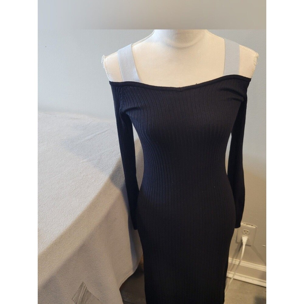 Free Assembly Cold Shoulder Black Midi Sweater Dress Small